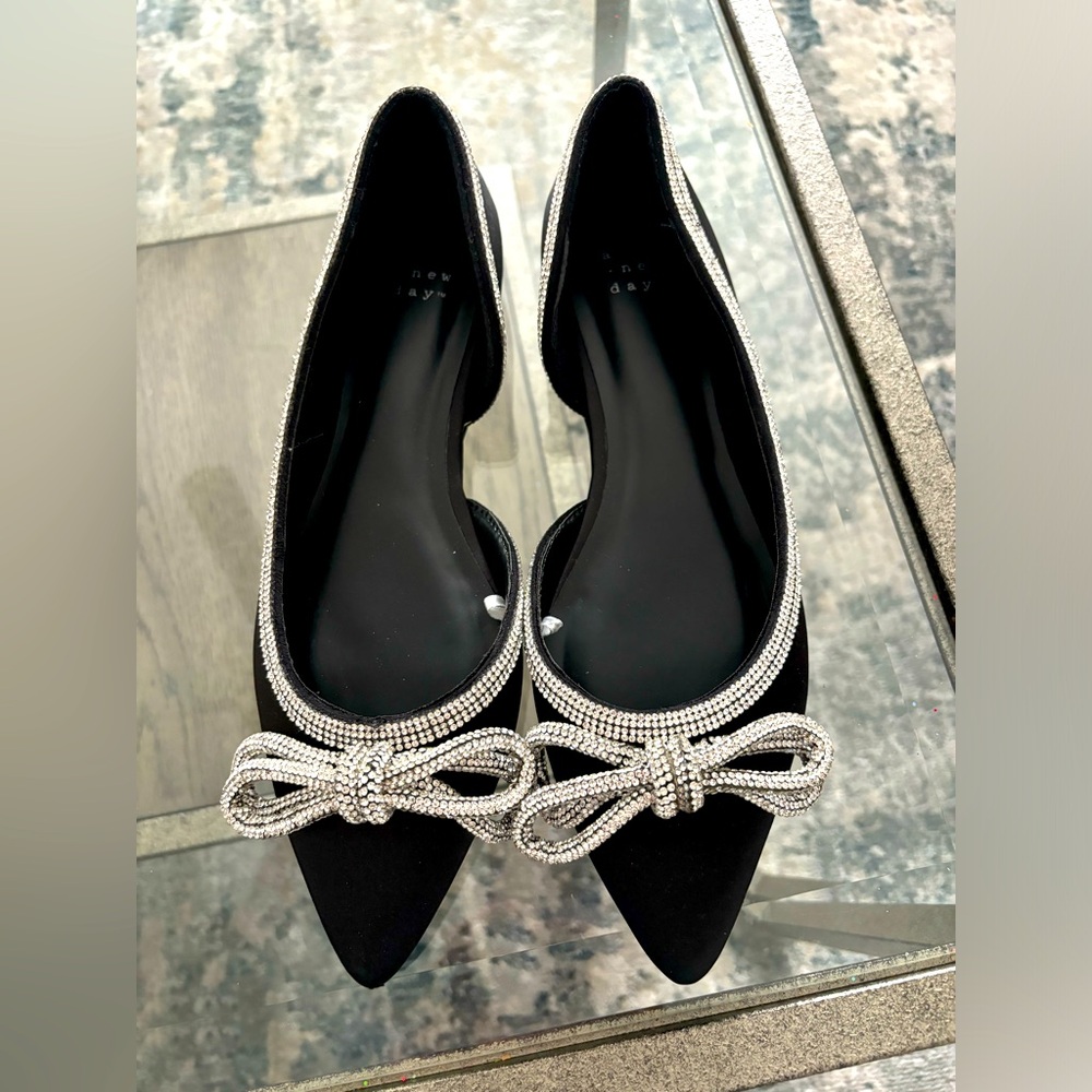 Brand new rhinestone bow flats